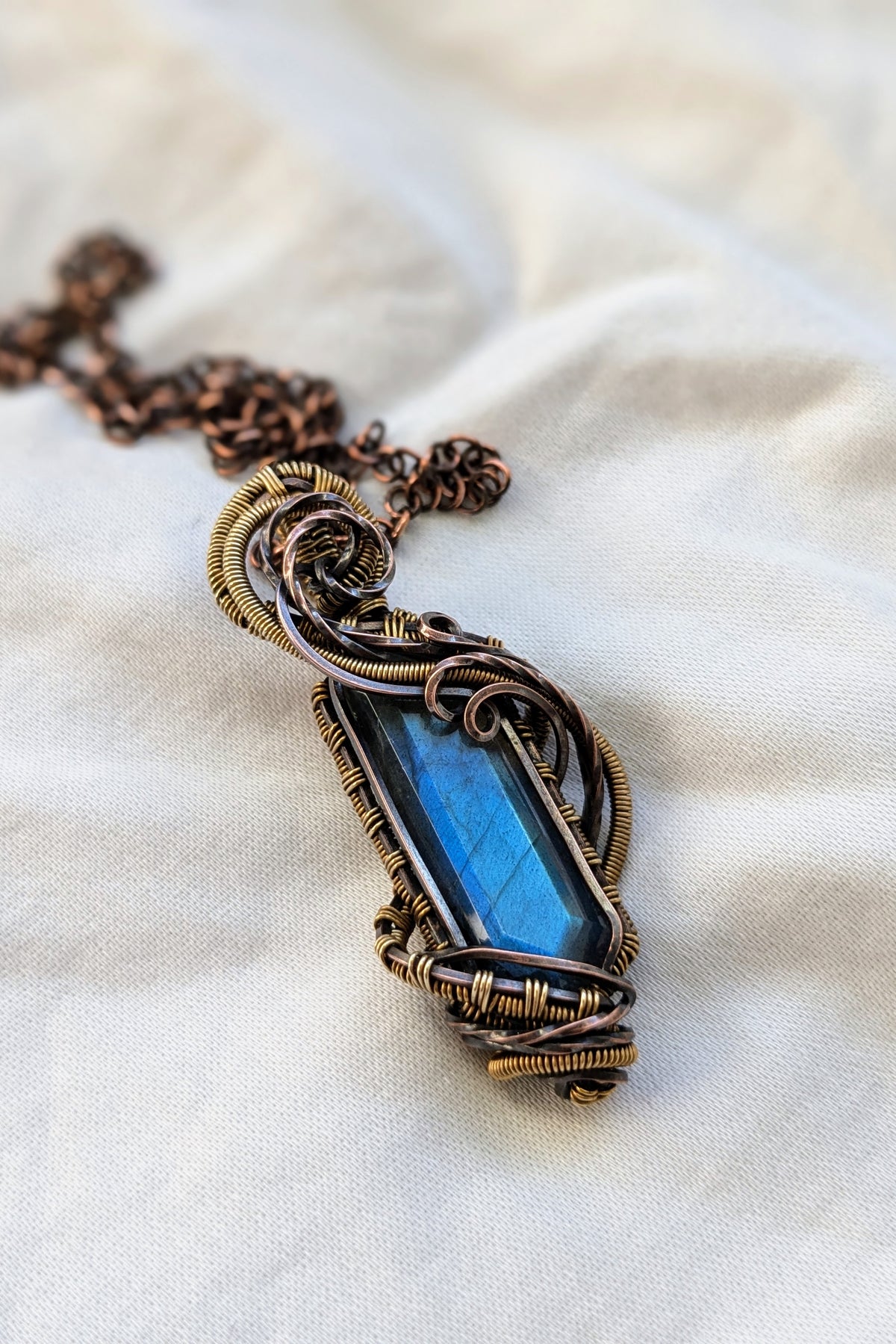 Elvish-Dwarvish Fusion Wire Wrap Necklace with Copper, Bronze, and Labradorite