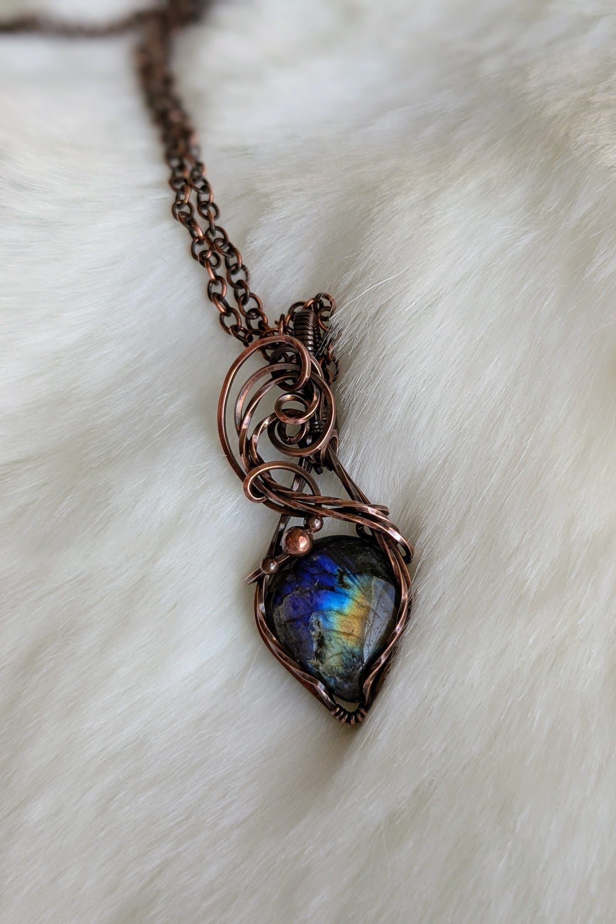 Labradorite and Copper Scroll Wire Wrap Pendant
